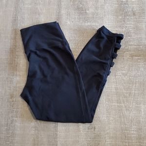 ♦️Old Navy active black leggings♦️ 5 for $25